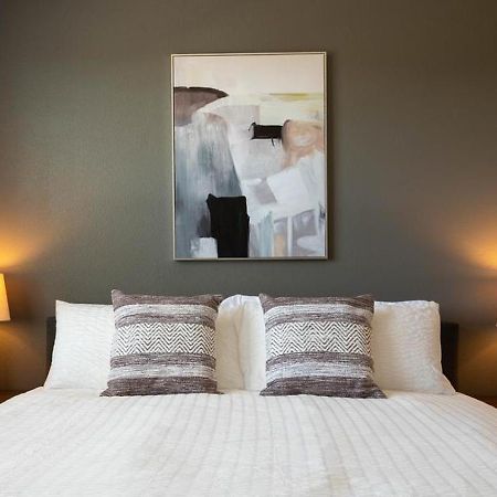 Landing Modern Apartment With Amazing Amenities Austin Exterior foto